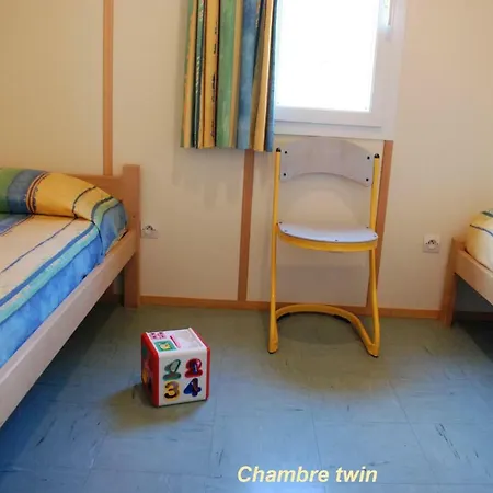 Les Chalets De La Margeride *