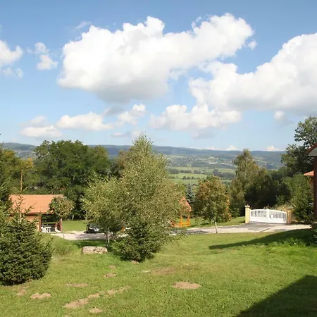 Les Chalets De La Margeride Blavignac