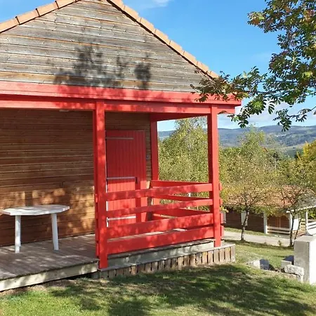 Les Chalets De La Margeride Blavignac